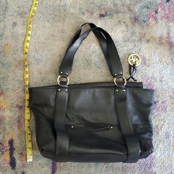 Michael Kors Large Leather Austin Bag in Black - Picture 10 of 15